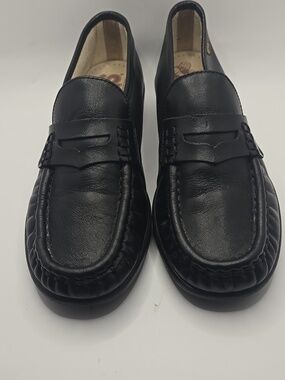 SAS Classic Timeless  Black Leather Loafers Sz 7 Narrow Slip On Penny Loafer